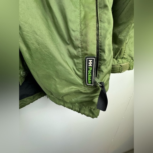 Helly Hansen Green Packable Anorak Style Nylon Windbreaker, Size Large - Picture 3 of 15